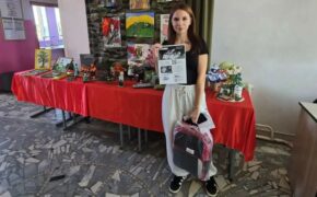 Переселенцам из приграничья Климовского района вручили сертификаты и продуктовые карточки