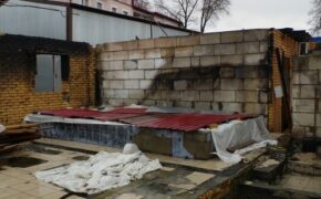 Директора гостиницы брянский суд отправил на работу за гибель постояльца при пожаре