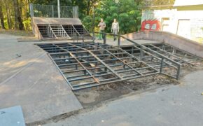 Площадки для катания на скейтах ремонтируют в двух парках Брянска