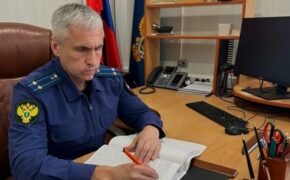 Жительницу Мглина ждёт суд за кражу денег с карты умершего сожителя