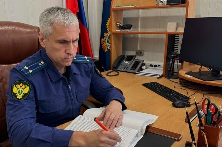 Жительницу Мглина ждёт суд за кражу денег с карты умершего сожителя
