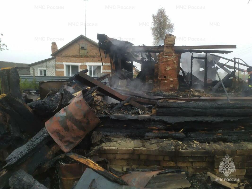 Люди пострадали на пожаре в жилом доме в Погарском районе