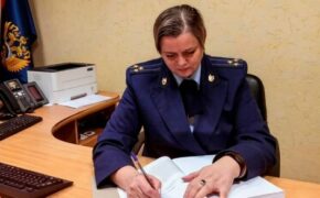 Бывшего инспектора брянского ГИБДД обвиняют в превышении полномочий и подлоге