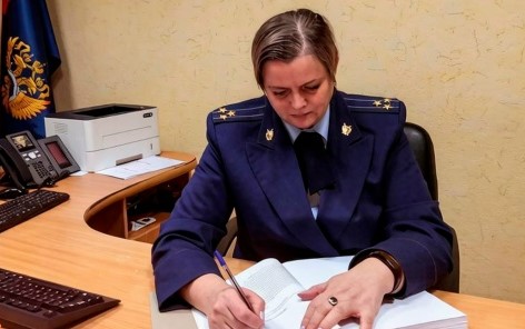 Бывшего инспектора брянского ГИБДД обвиняют в превышении полномочий и подлоге