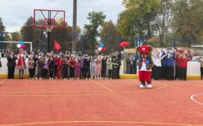 «Умную» спортивную площадку открыли в посёлке Ивот