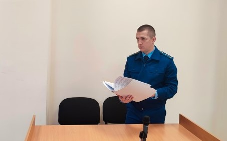 Брянский суд обязал дроппера вернуть похищенные мошенниками у пенсионера деньги